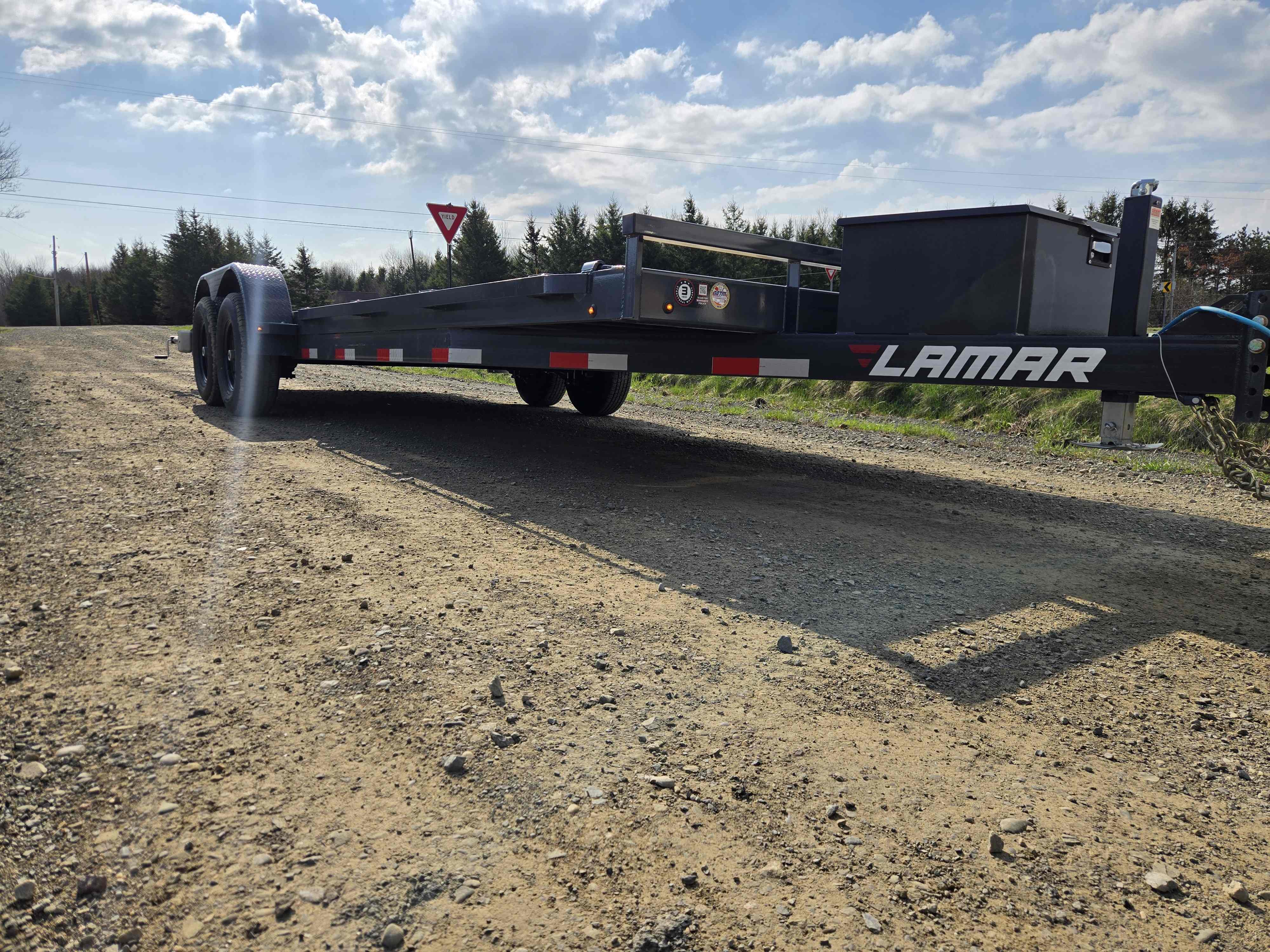 7' x 22' Car Hauler Trailer - Thumbnail 3